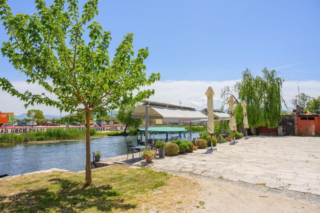 Djudja I Mate Bed & Breakfast Vid ภายนอก รูปภาพ